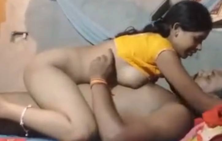 Village Slim Sexy Bhabhi Fucking XXX Video