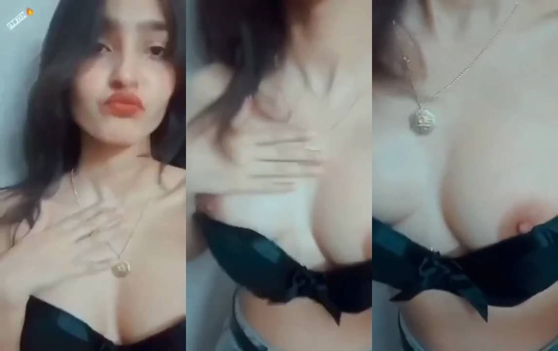 Pakistani Tik Toker Girl Nude Boobs
